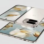 Google Pixel 10 Pro Fold déplié, équipé d'une coque de protection, l'un des accessoires indispensables pour le protéger.