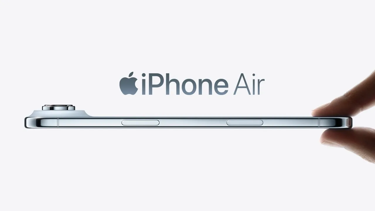 iPhone Air en baisse : Apple réduit fortement la production, comment réagit le marché ?